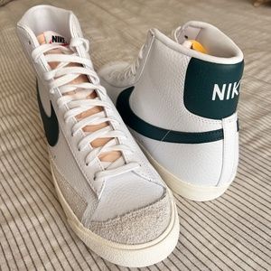 Nike blazers mid 77 white/teal men’s size 12 (brand new)